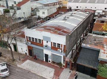 Bodega-Galpón · 420m² · Galpón en Venta Bernal Oeste