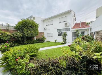 Casa · 210m² · 4 Ambientes · 1 Cochera · Casa 4 Ambientes en Venta en Barrio Ducilo Berazategui