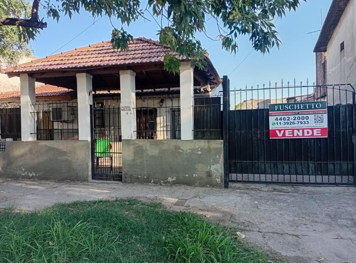 Casa · 236m² · 3 Ambientes · 1 Cochera