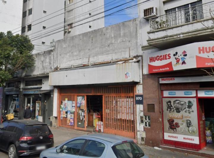 Terreno · 232m²