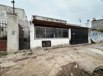 PH · 69m² · 4 Ambientes · PH - Uf 2 Fondo en Venta en G. de Laferrere