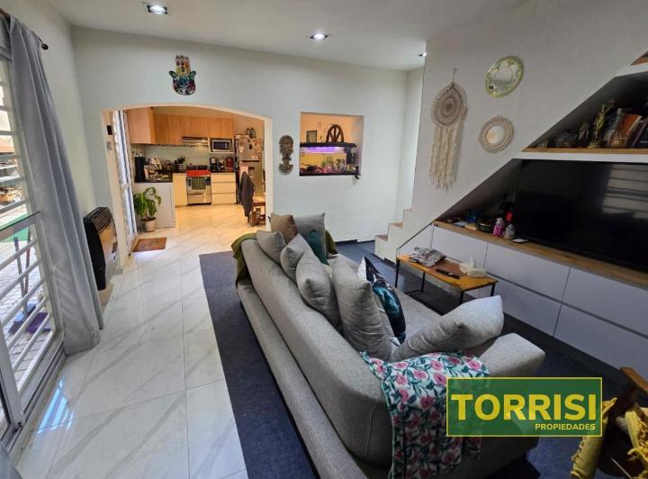 Casa · 155m² · 5 Ambientes · 1 Cochera
