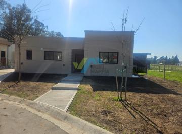 Casa · 146m² · 4 Ambientes · 2 Cocheras · Casa en Venta en Santa Sofía, Pilar del Este, Pilar