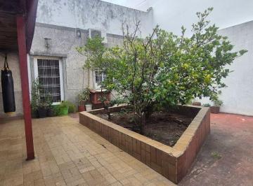 Casa de 3 ambientes, Villa Devoto · Casa Lote Propio en Pje Diego Rojas - Ideal Proyecto de Vivienda, Reciclar o Construir en V. Devoto