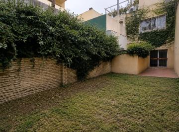 PH · 57m² · 3 Ambientes · Excelente 3 Amb con Patio y Jardin. Sin Expensas!