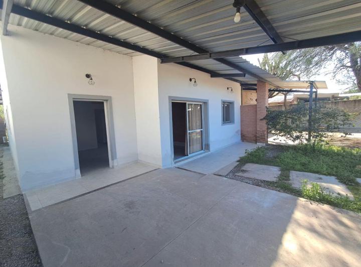 Casa · 90m² · 4 Ambientes · 1 Cochera
