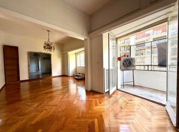 Departamento · 120m² · 4 Ambientes · Av Callao y Posadas. Piso de 120 m en Alquiler en Edificio Racionalista. Alto con Balcón