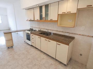 Departamento · 50m² · 2 Ambientes · Departamento Al Frente en Planta Baja, Luminoso y Apto Profesional
