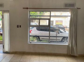 Local comercial en Alquiler de 1 ambiente  · Local Lacarra 1083 Gerli Avellaneda