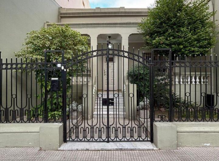 Casa · 185m² · 7 Ambientes