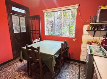 PH · 100m² · 4 Ambientes · 1 Cochera · Quilmes PH 4 Ambientes con Cochera