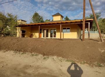 Casa · 210m² · 6 Ambientes · 2 Cocheras · Venta Casa Tres Dorm. en Villa Gral Belgrano