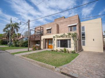 Casa · 324m² · 5 Ambientes · 5 Cocheras · Venta Casa con Ascensor S. m. Ghiso 3 Dor + Dep Serv