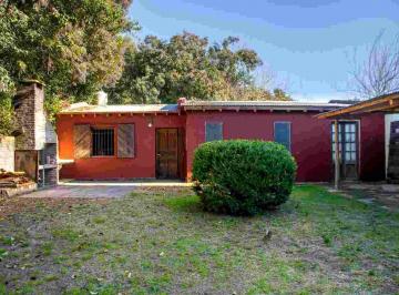 Casa · 100m² · 3 Ambientes · 1 Cochera · Vende - Casa - 3 Amb. Carlos Keen Jardín/galería