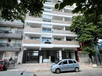 Departamento · 32m² · 1 Ambiente · 1 Cochera · Mono Ambiente con Balcón Al Frente.