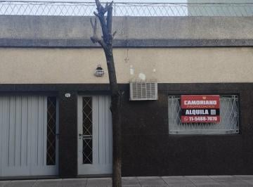 Casa · 3 Ambientes · 1 Cochera · Casa en San Justo