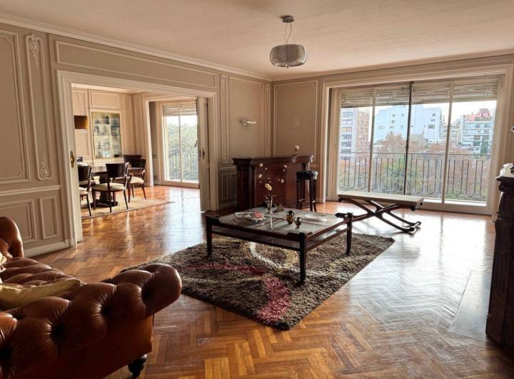 Departamento · 259m² · 5 Ambientes · 1 Cochera