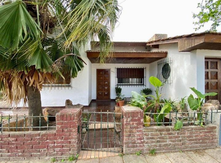 Casa · 155m² · 4 Ambientes · 1 Cochera