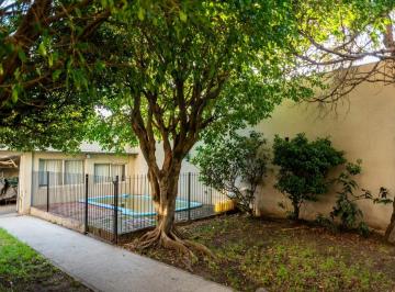 Casa · 200m² · 3 Ambientes · 1 Cochera · Venta Casa Quilmes Oeste