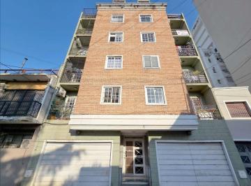 Departamento · 78m² · 3 Ambientes · 2 Cocheras · Venta 3 Amb Tipo Duplex Ramos Mejia C/ Cochera