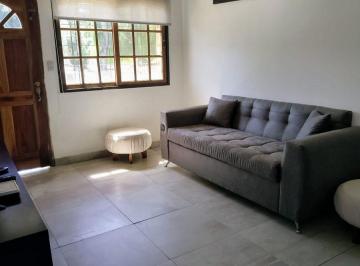 PH · 81m² · 4 Ambientes · PH Al Frente 4 Amb. Reciclado, con Patio.