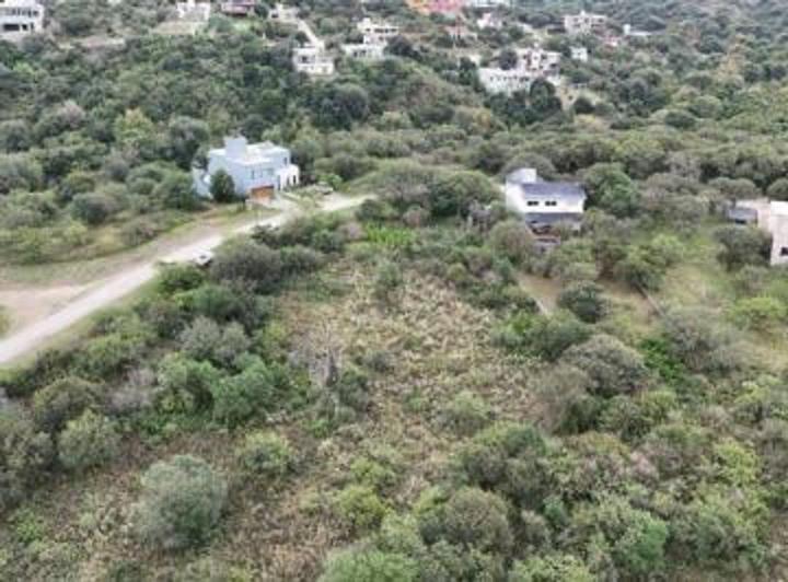 Terreno · 601m²