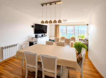 Departamento · 143m² · 7 Ambientes · 1 Cochera · Departamento a La Venta La Plata de 3 Dorm.