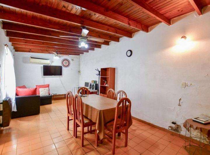 PH · 82m² · 6 Ambientes · 1 Cochera