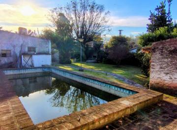 Casa · 170m² · 4 Ambientes · 3 Cocheras · Casa en Venta en City Bell Entre Caminos