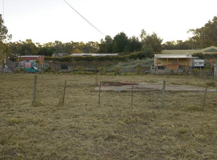 Terreno · 909m²