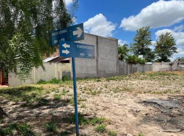 Terreno · 388m² · Venta de Lote Esquina en B° Cabildo