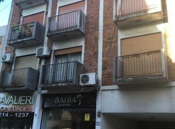 Departamento de 3 ambientes, Almirante Brown · Alquiler Solo Uso Profesional o Comercial
