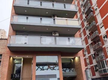 Departamento de 3 ambientes, Avellaneda · Espectacular 3 Ambientes Al Frente C/ Balcón y Pileta (Cochera Opcional)