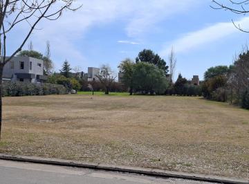 Foto · Excelente Lote Central en Venta - Cañuelas Country Golf