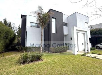 Casa de 5 ambientes, Tigre · Casa en Venta en Barrio San Francisco, Villa Nueva, Sobre Lote 800 m² *apto Credito*
