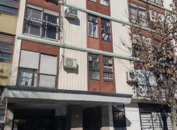 Departamento · 35m² · 1 Ambiente · Humberto Primo 2900, Monoambiente Transformado en 2 Ambiente