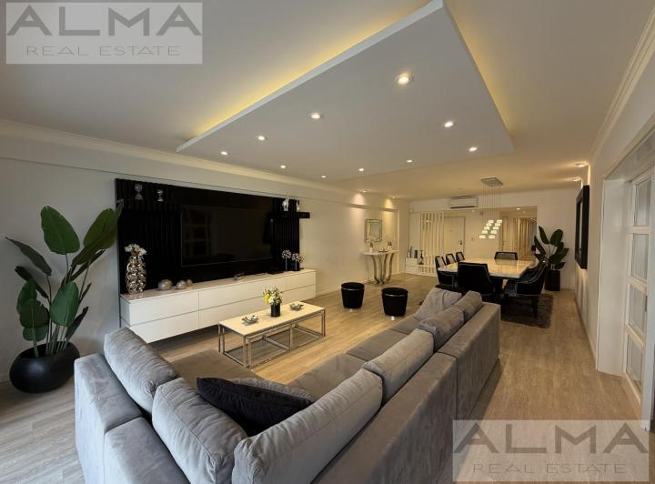 Departamento · 190m² · 5 Ambientes · 2 Cocheras