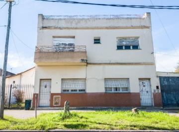 Casa · 138m² · 4 Ambientes · Casa 4 Amb en Venta en Escalada C Quincho