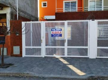 PH de 2 ambientes, Cipolletti · Apto Credito! Hermoso Duplex de 2 Dorm. en Cipolletti.