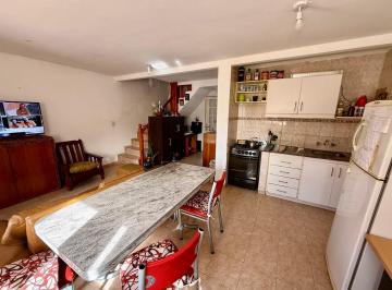 Departamento · 51m² · 3 Ambientes · 1 Cochera · Departamento Dúplex en Venta en San Carlos, La Plata, G. B. a. Zona Sur