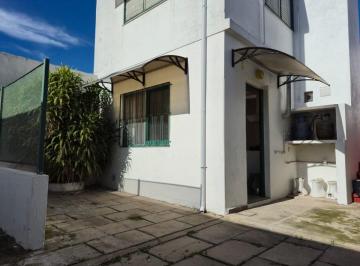 PH de 1 ambiente, San Isidro · Alquiler PH Mono con Patio de Uso Exclusivo en Excelente Zona Villa Adelina