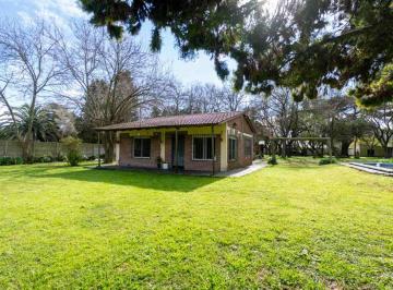 Quinta vacacional · 80m² · 2 Dormitorios · Casa Quinta en Venta El Pato