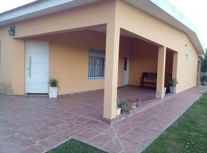 Casa · 169m² · 4 Ambientes · 1 Cochera