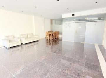 Departamento · 88m² · 4 Ambientes · 1 Cochera · Departamento en Belgrano C