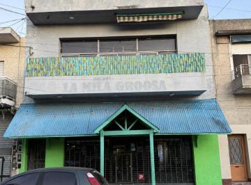 Local comercial · 294m² · 2 Ambientes · Local Comercial Amplio en Dos Plantas Sobre Av - Wilde