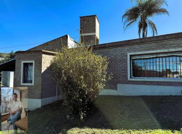 Casa · 132m² · 4 Ambientes · Casa en Venta de 2 Dorm. en Terreno 700 Mtrs