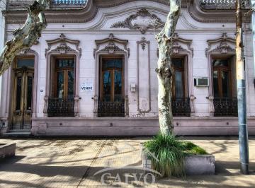 Casa de 6 ambientes, Mercedes · Casona Céntrica en Venta. Mercedes, Buenos Aires.