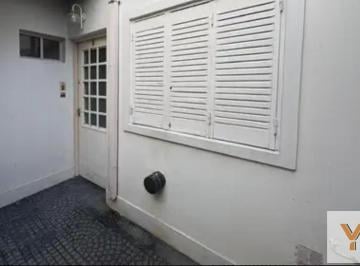 PH · 35m² · 2 Ambientes · PH en Alquiler - 1 Dormitorio 1 Baño - 40 m - La Plata