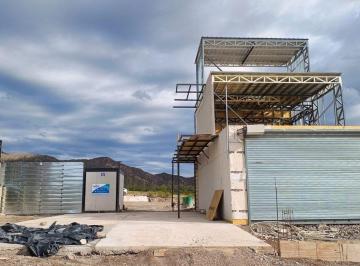 Local comercial · 18m² · Venta Local Comercial en Pozo, El Challao Mendoza