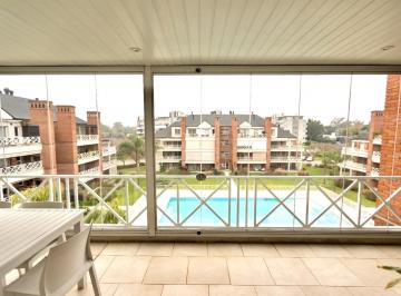 Departamento · 79m² · 3 Ambientes · 1 Cochera · Venta Excelente Departamento de 2 Dorm. con Balcón Terraza en Condominio Tortugas I
